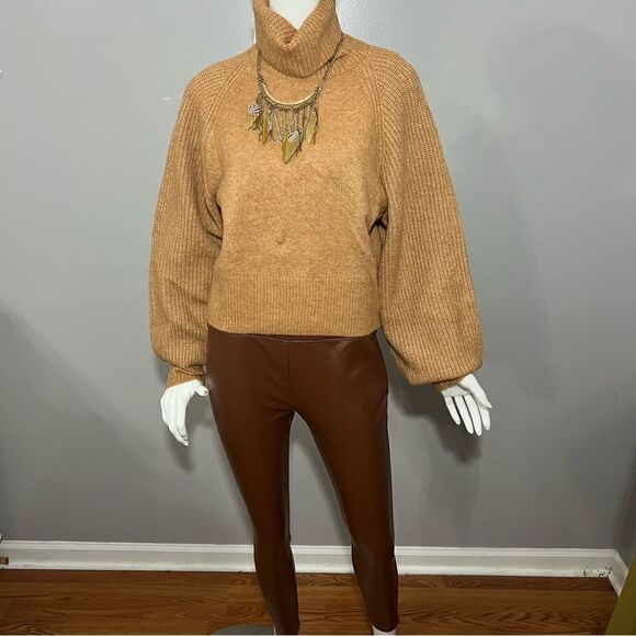 NWT TopShop Brown Snuggly Cowl Neck Cropped‎ Sweater - 8-10 - Picture 5 of 15